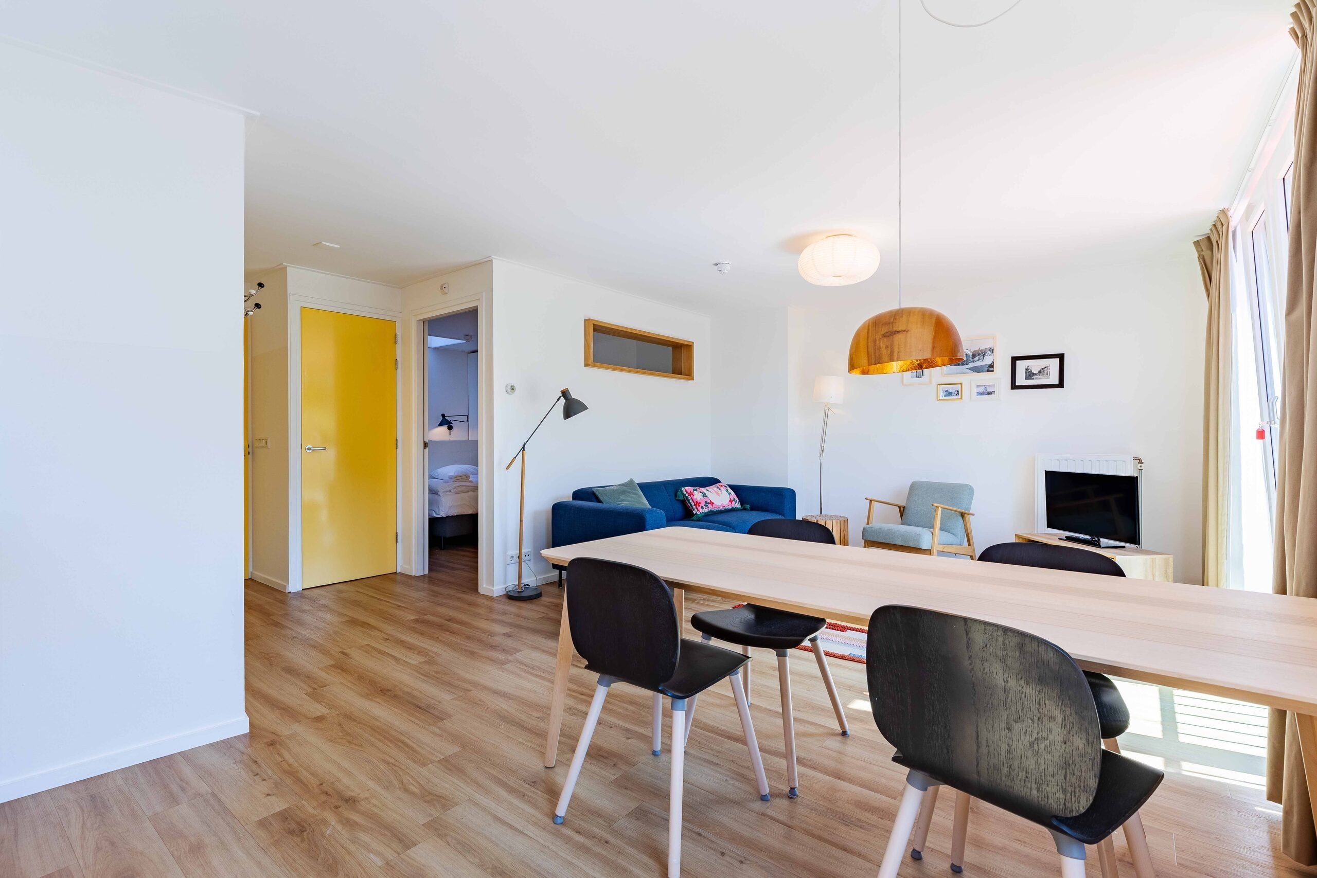 Pop Studio Three c04 Domburg