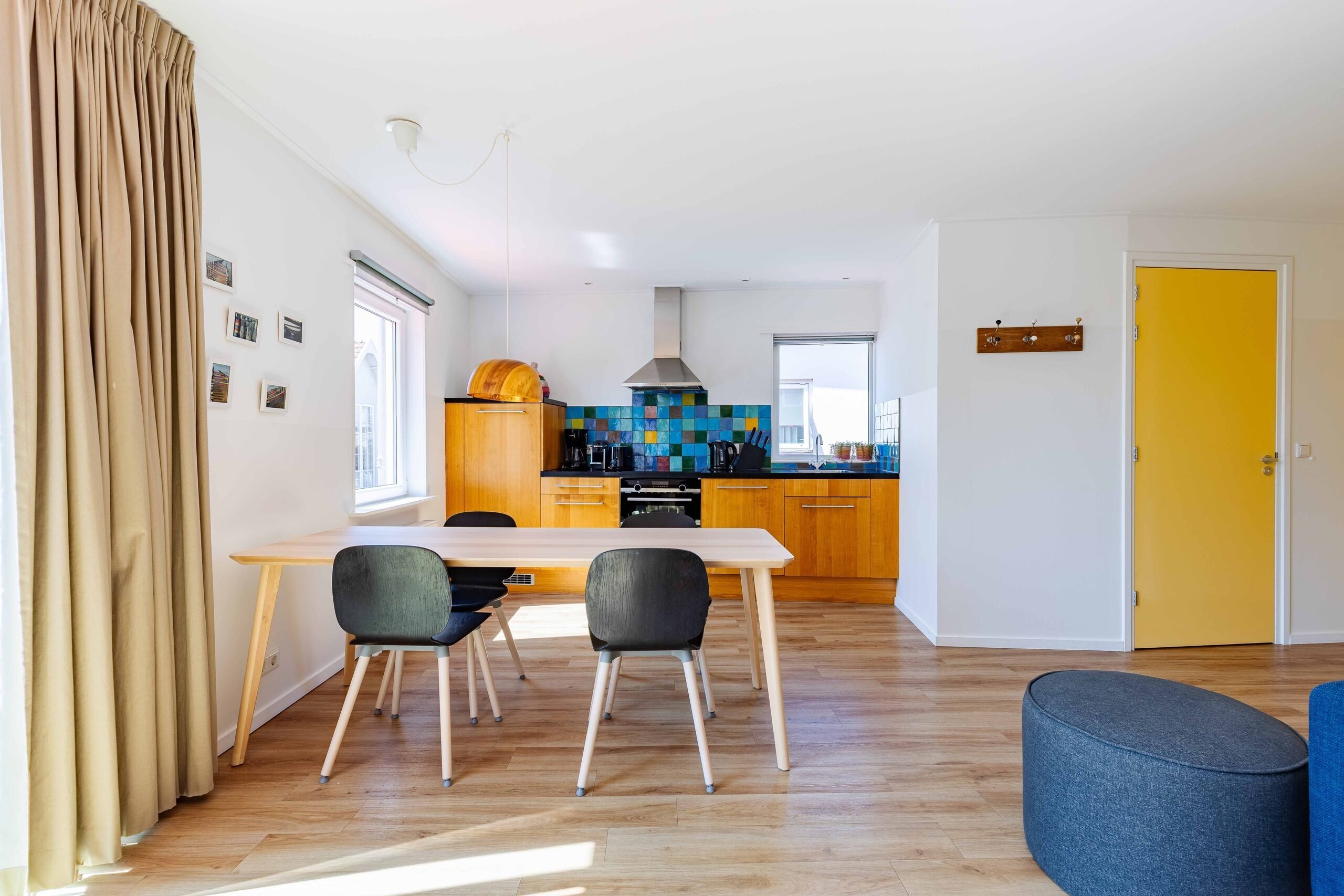 Pop Studio Three c06 Domburg