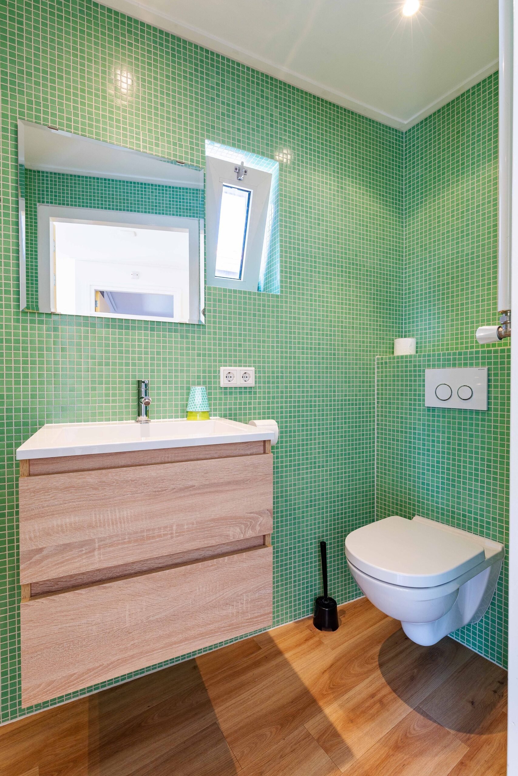 Pop studio three j02 domburg